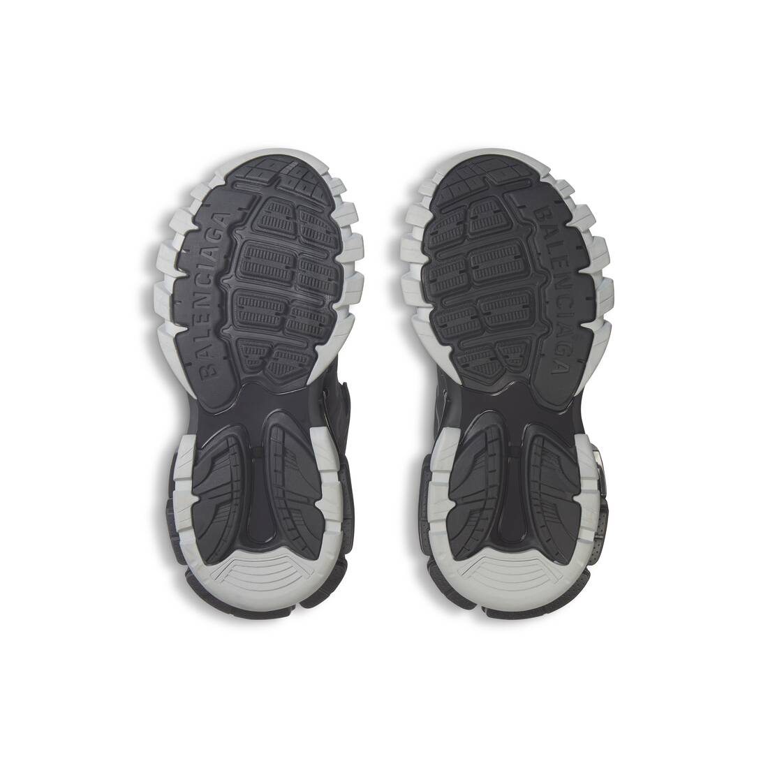 Men’s Track Sneaker in Black/silver - Image 7